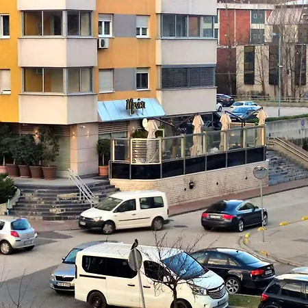 Abrazo Apartment